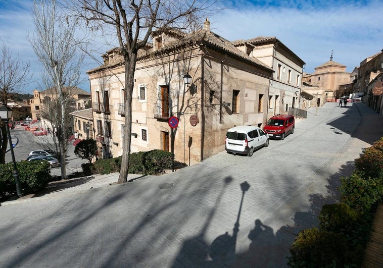 El equipo de Gobierno toledano se retracta y permite que los vecinos puedan salir del Casco por la calle Reyes Católicos