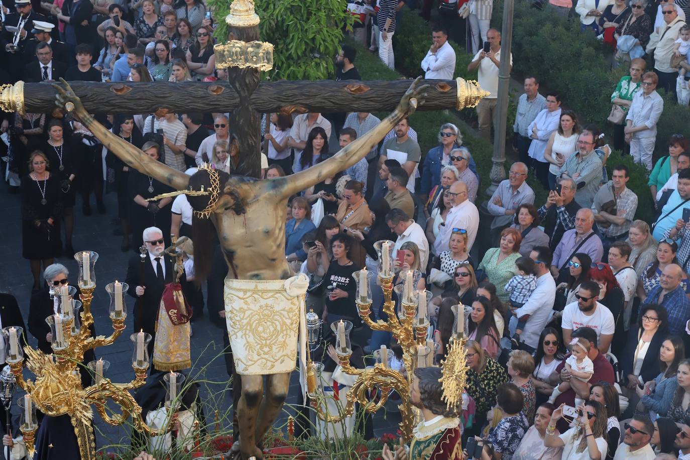 En imágenes, devoción honda al Cristo de Gracia