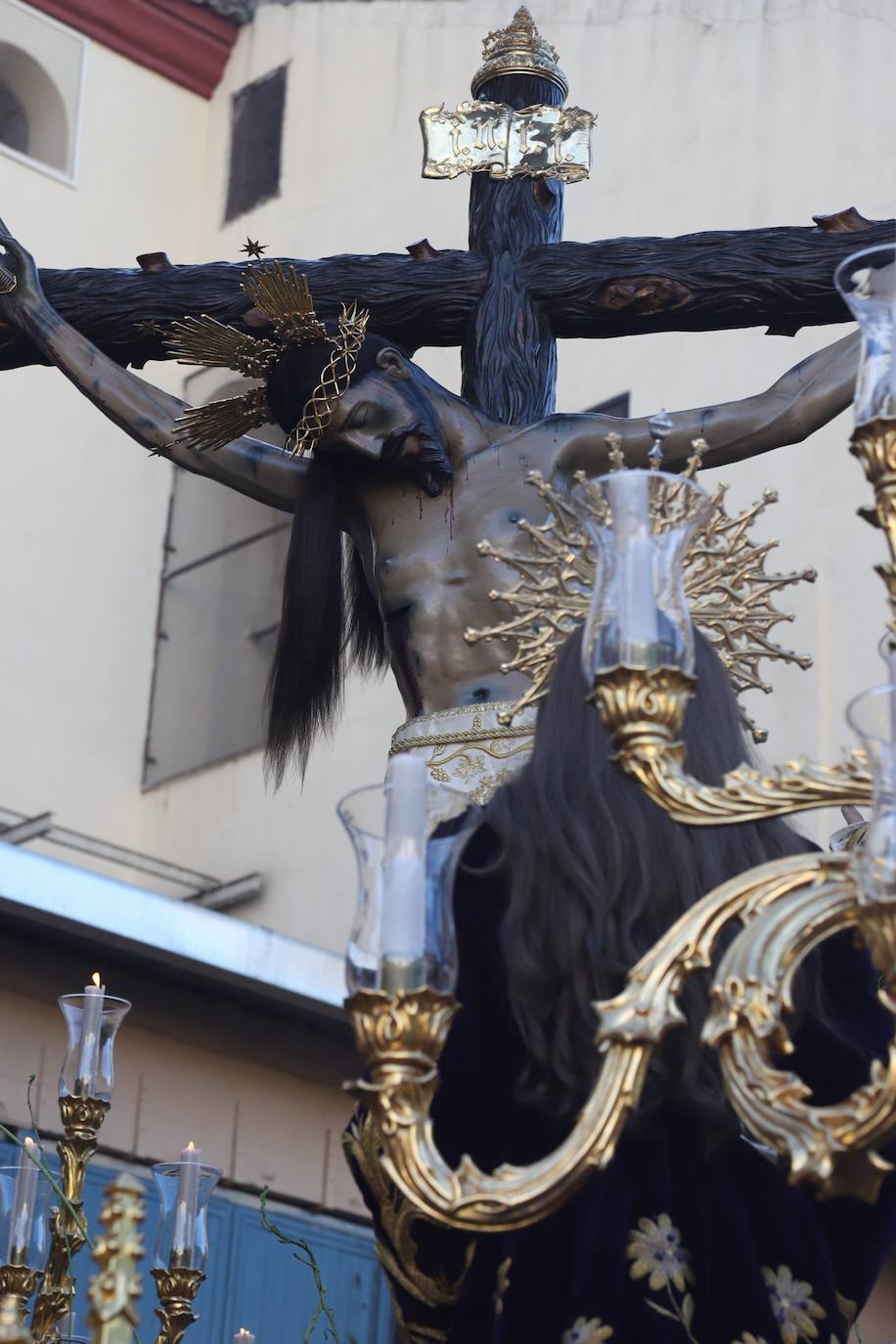 En imágenes, devoción honda al Cristo de Gracia