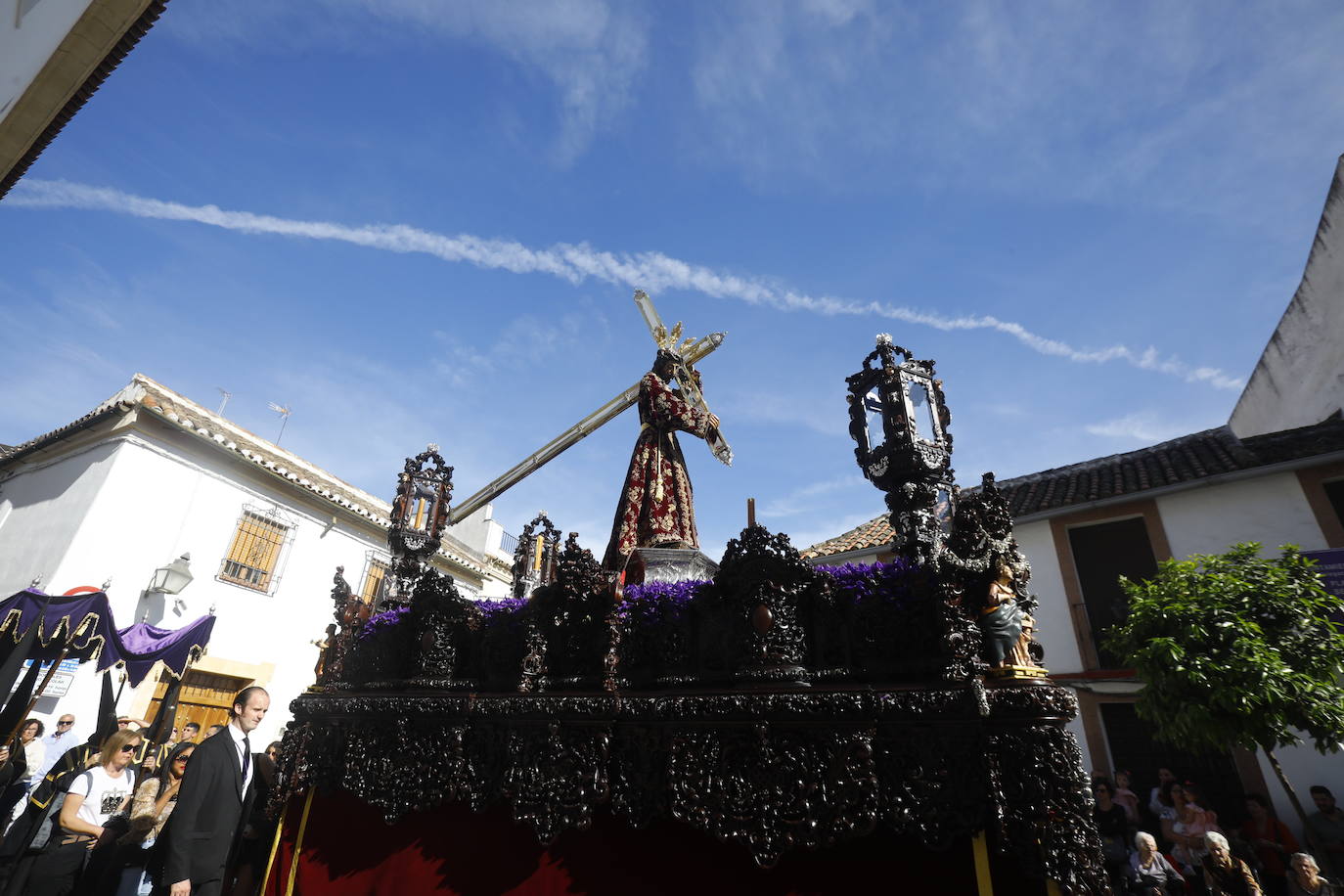 La solemnidad del Nazareno en su salida, en imágenes