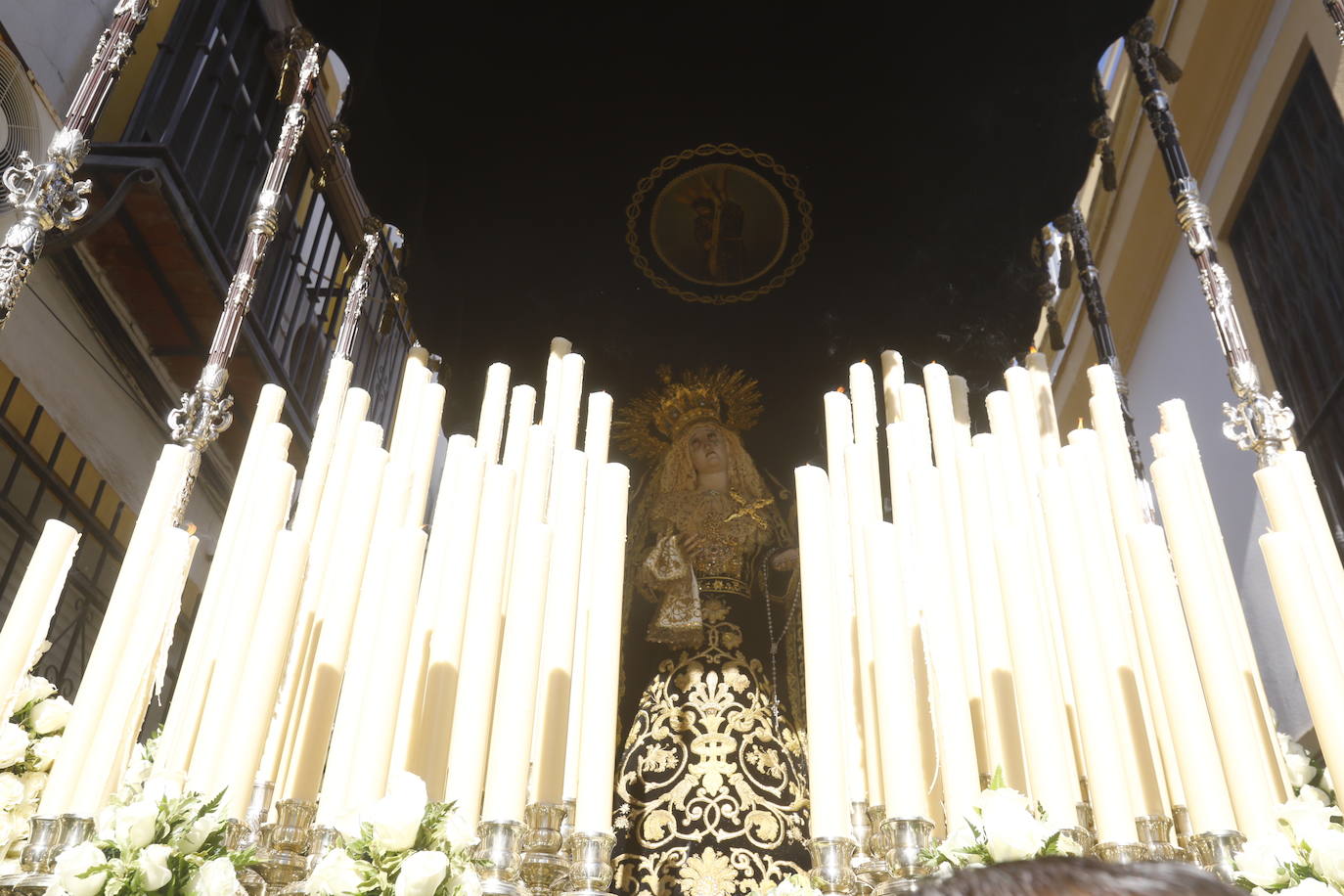 La solemnidad del Nazareno en su salida, en imágenes