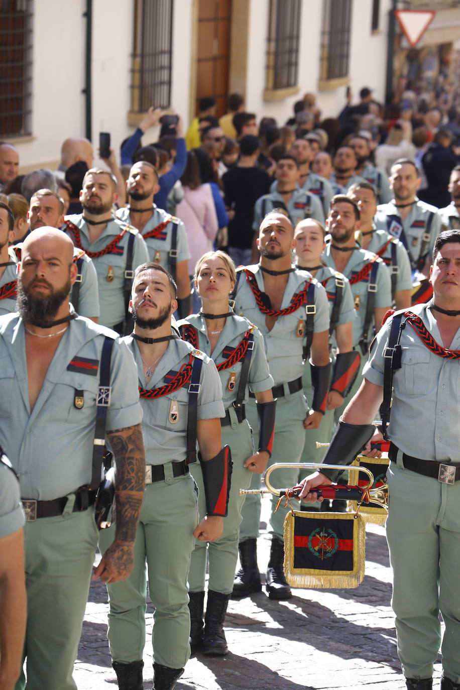 Semana Santa de Córdoba 2023 | El esperado vía crucis del Señor de la Caridad, en imágenes