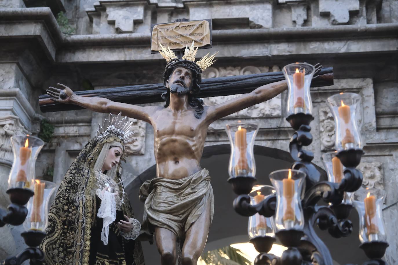 La elegancia de la Expiración por el Centro, en imágenes