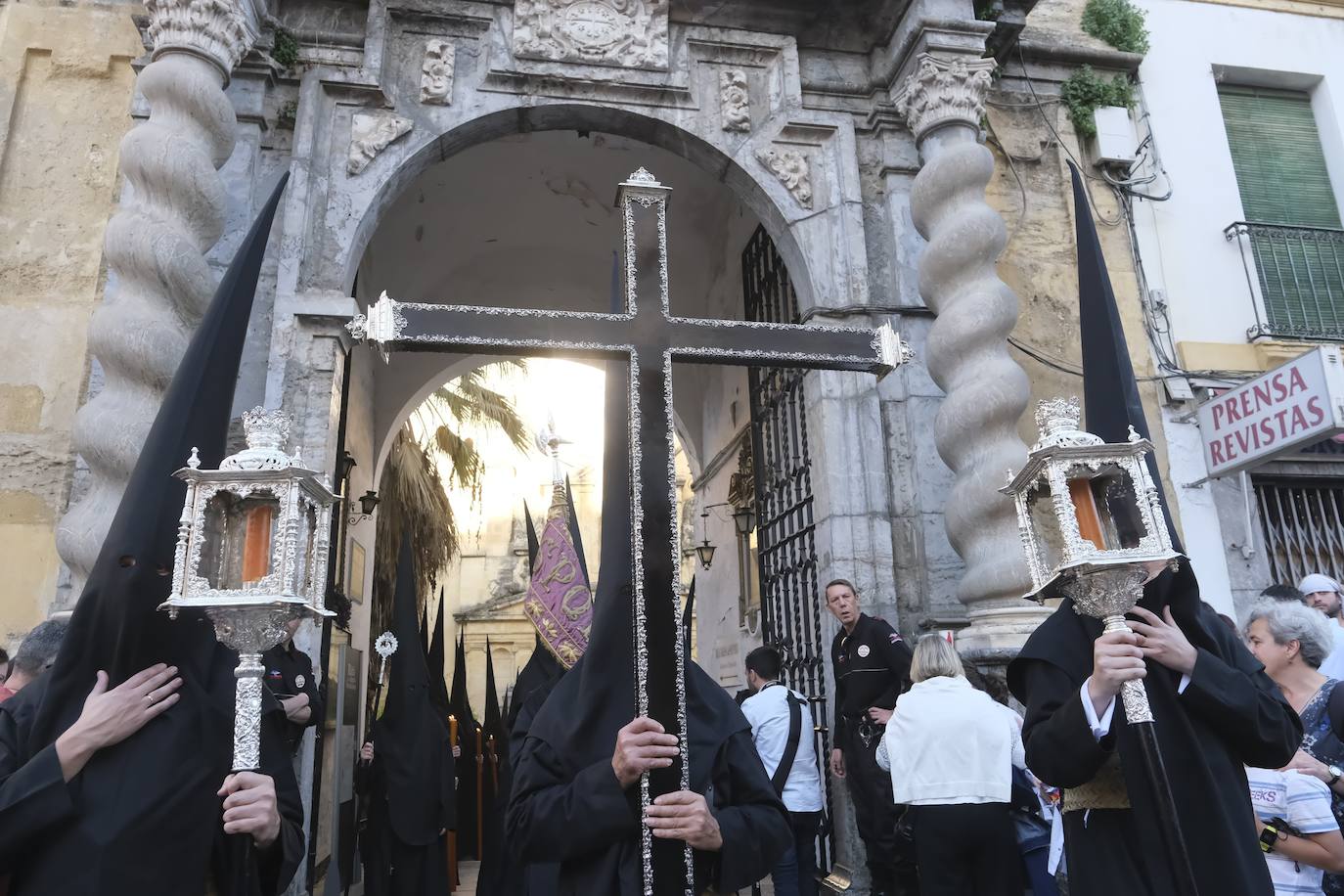 La elegancia de la Expiración por el Centro, en imágenes