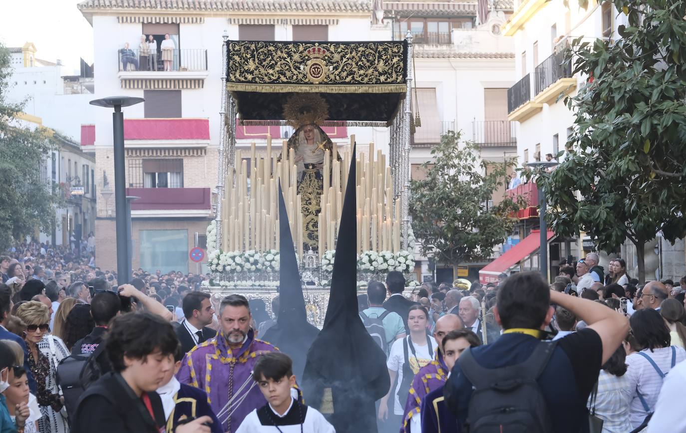 La elegancia de la Expiración por el Centro, en imágenes