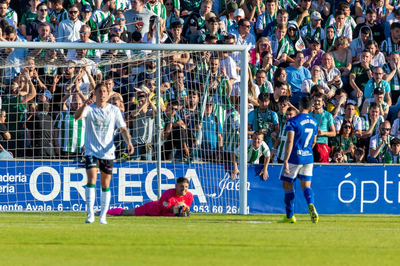 El partido Linares Deportivo-Córdoba CF, en imágenes