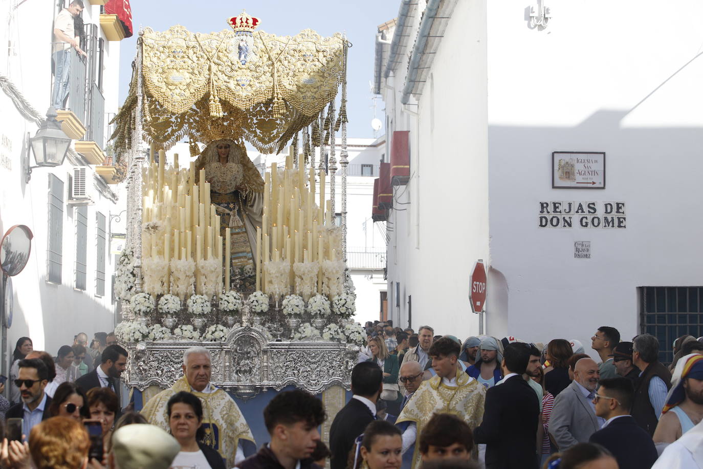 La Virgen de la Alegría recorre sola las calles de Córdoba, en imágenes