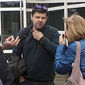 Las víctimas del Alvia lanzan un guiño al maquinista y un dardo a Adif: «Que te pidan perdón, repara»