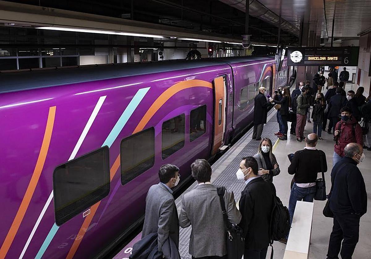 Renfe saca a la venta 17.000 billetes a 7 euros en los trenes AVLO con parada en Córdoba