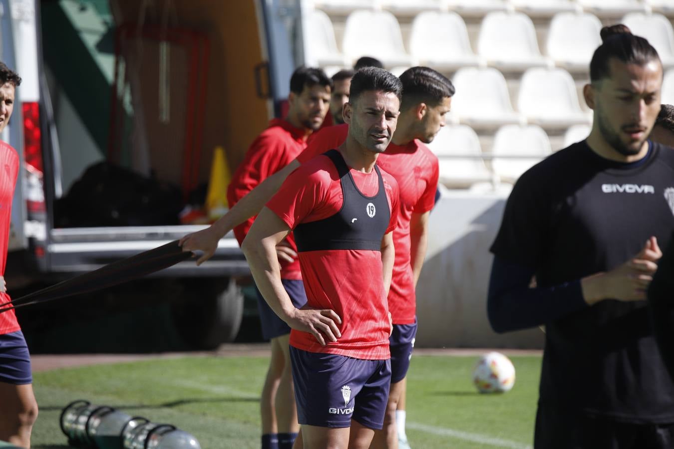 El primer entrenamiento de Manuel Mosquera al frente del Córdoba CF, en imágenes