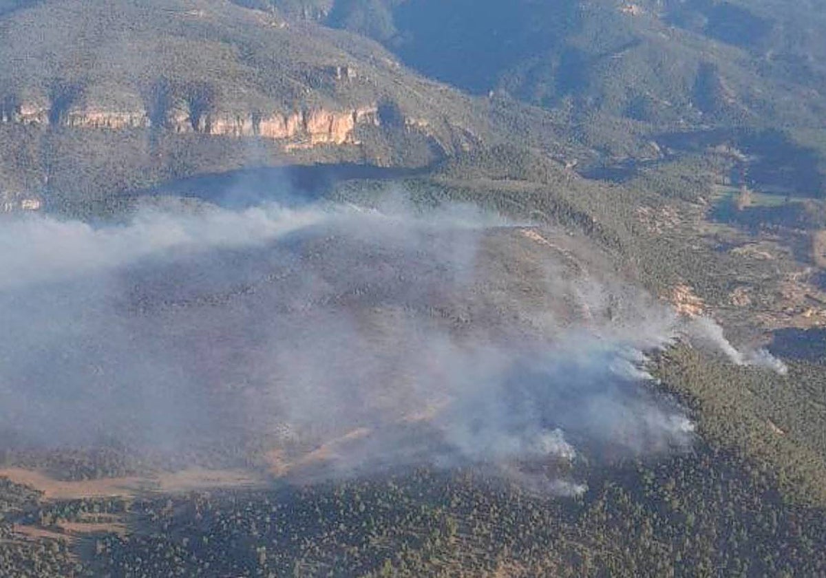 Vista aérea del incendio en Ocentejo