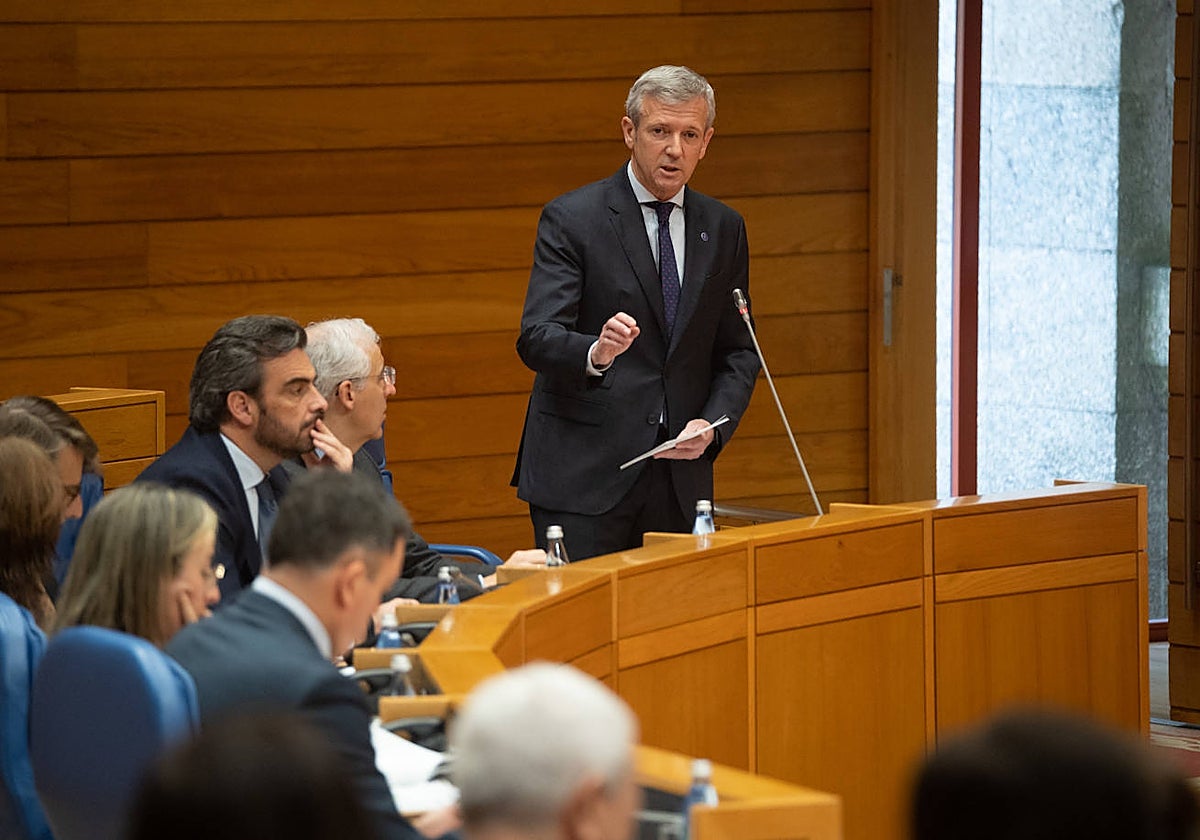 El presidente de la Xunta, Alfonso Rueda, este miércoles en el Parlamento de Galicia