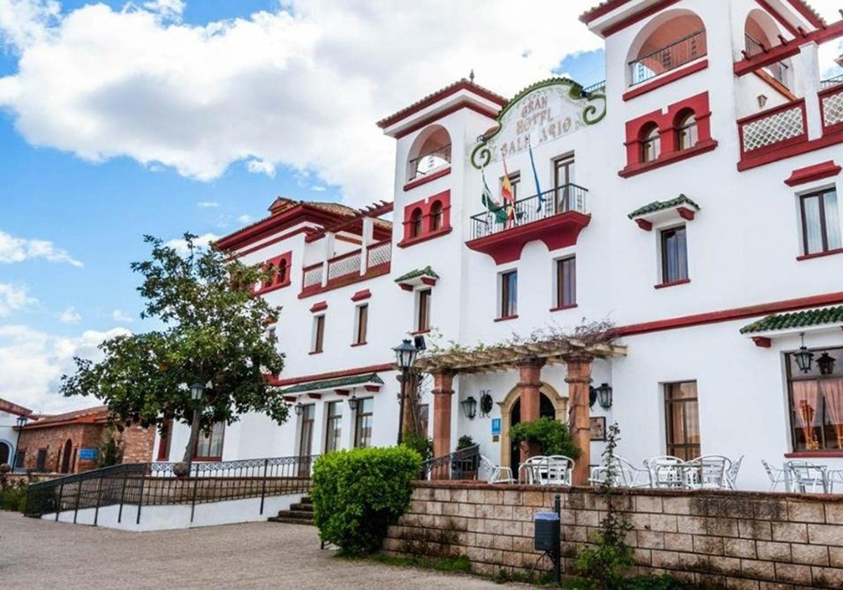 Fachada del Gran Hotel Balneario de Marmolejo