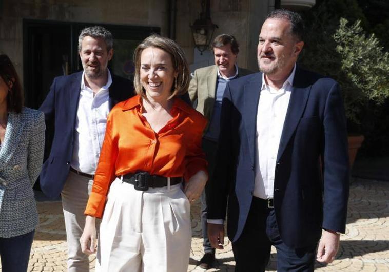 El PP admite «algunos contactos» con el PSOE para mejorar la reforma del 'sí es sí'
