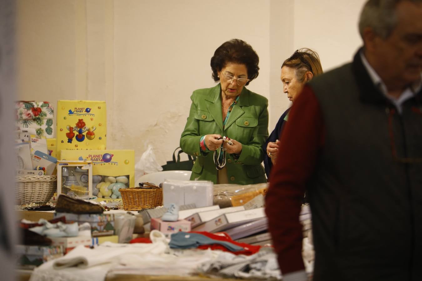 La inauguración del Baratillo de Adevida Córdoba, en imágenes