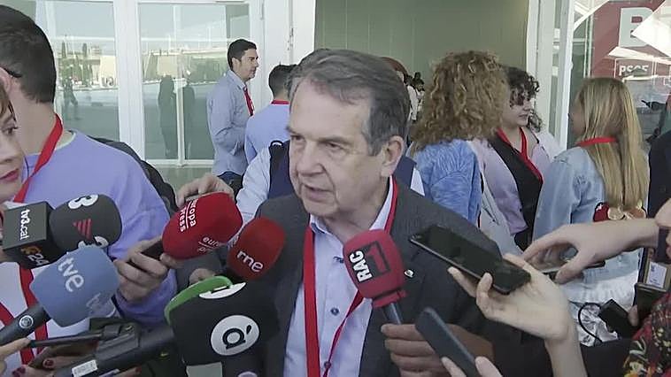 Caballero, convencido de que el PSOE "ganará" y ampliará su mayoría absoluta en Vigo el 28M
