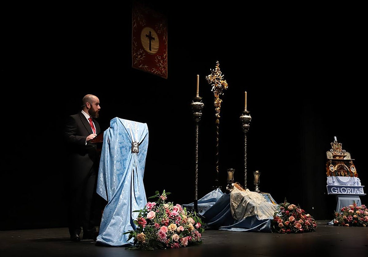 Pedro José Sánchez Reyes, durante su pregón de las glorias, este sábado