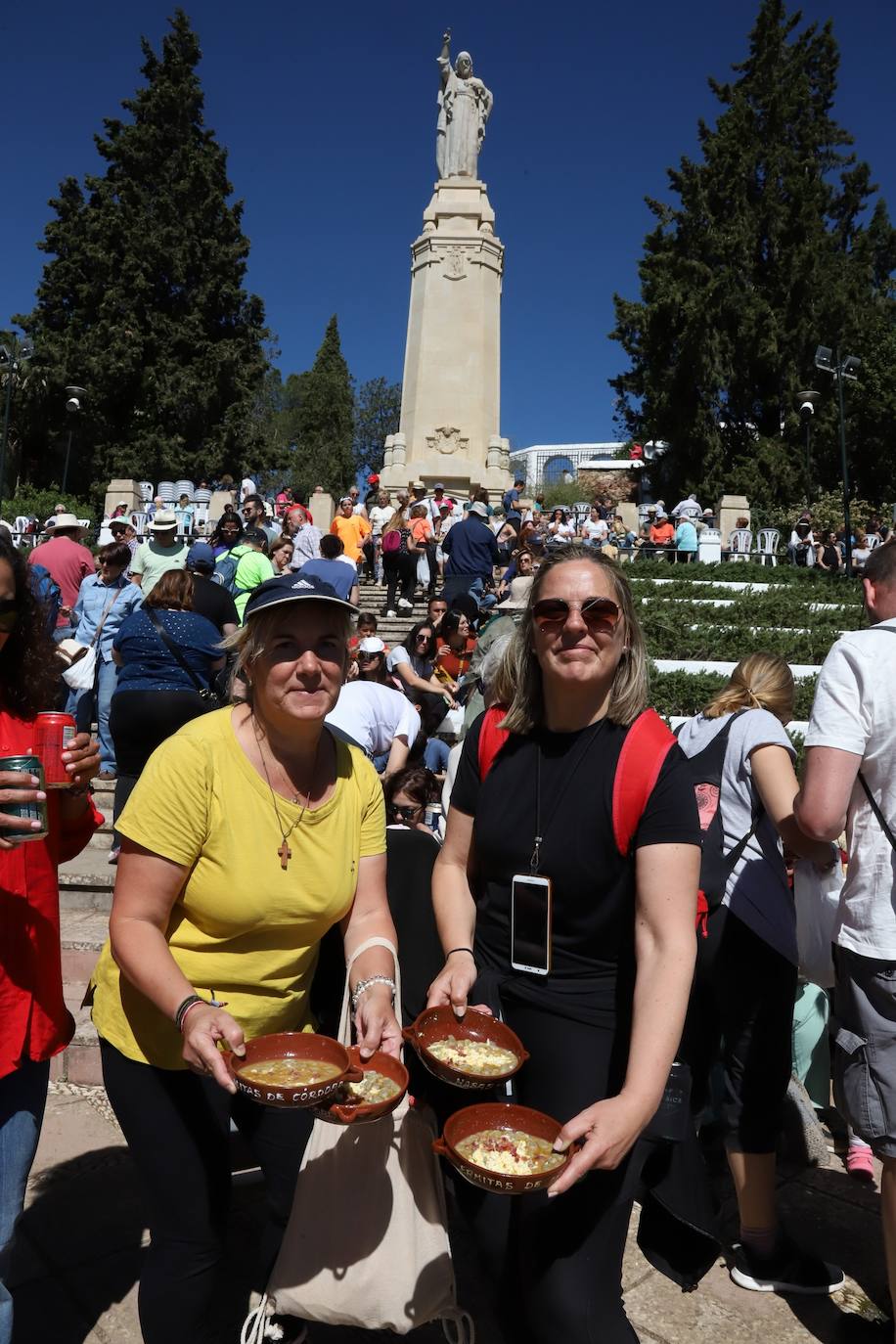 La tradición de las habas de las Ermitas de Córdoba, en imágenes