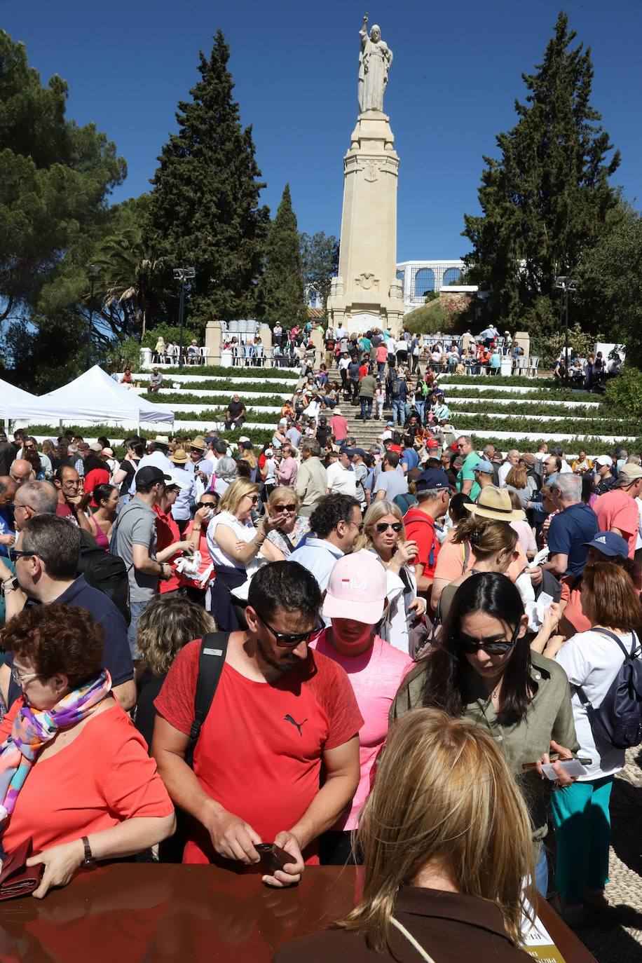 La tradición de las habas de las Ermitas de Córdoba, en imágenes