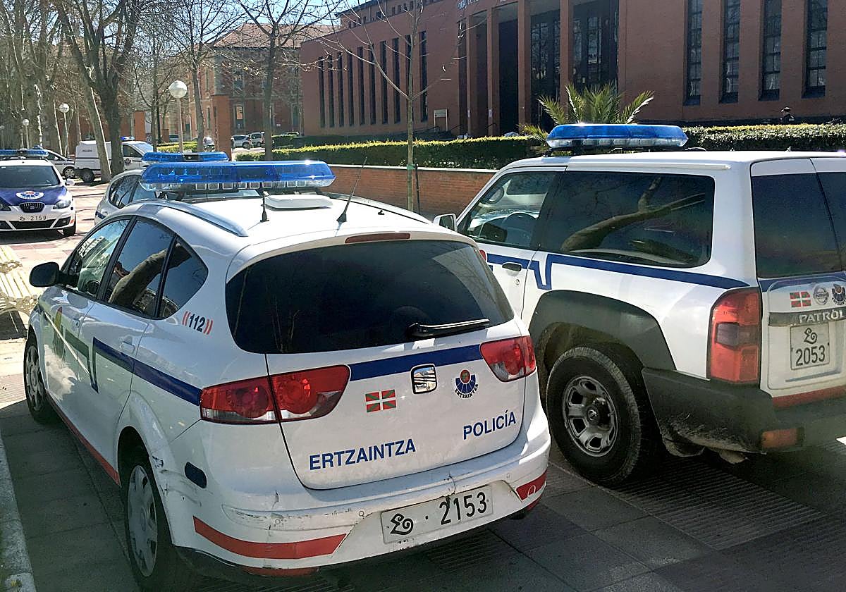 Vehículos de la Ertzaintza