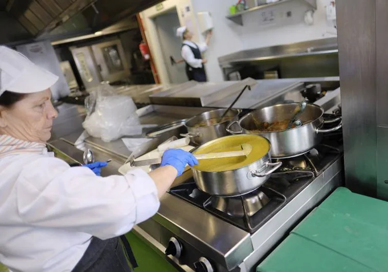 Un nutricionista controlará los menús en comedores escolares de gestión indirecta de la Xunta