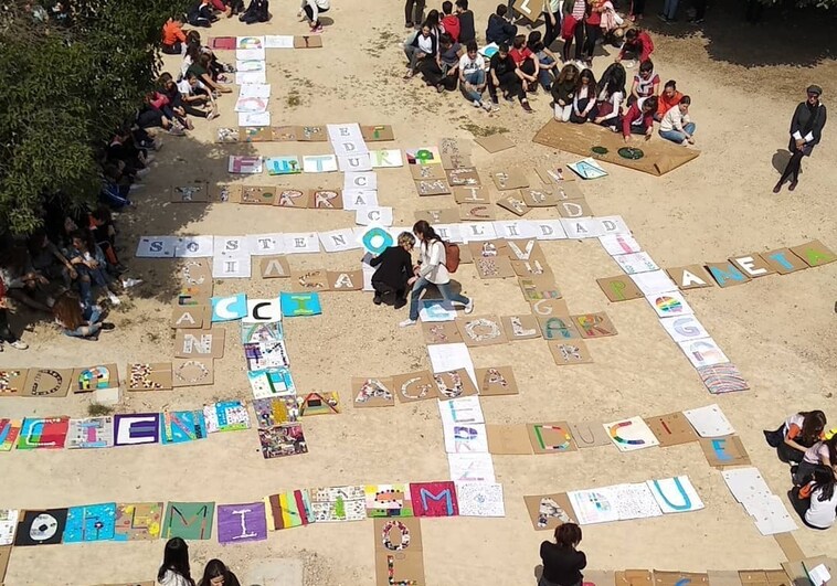 Estudiantes y docentes se movilizan en Valencia por la educación y la igualdad