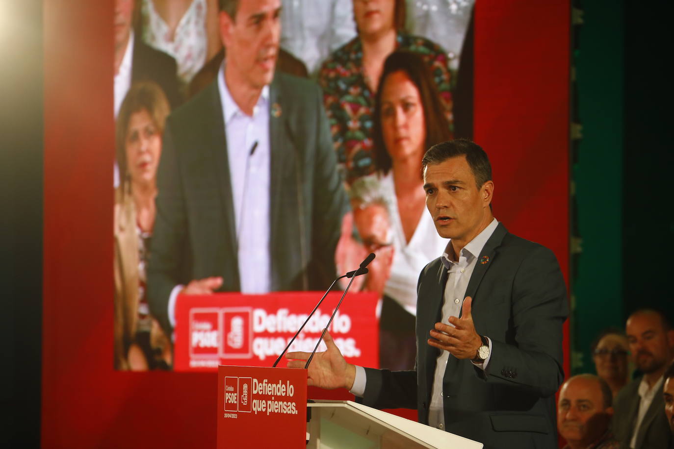El acto de Pedro Sánchez en Córdoba, en imágenes