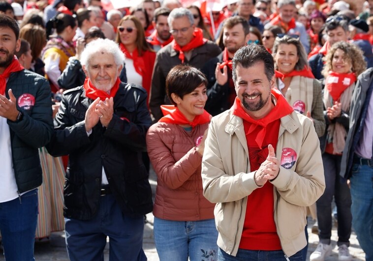 El PSOE aprovecha Villalar para cargar contra los «ataques» de PP y Vox