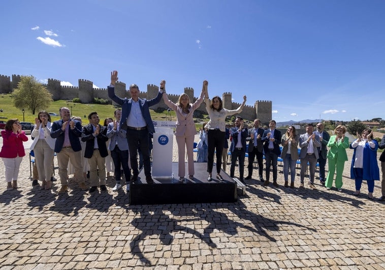 El PP presenta al «equipazo» que hará a Ávila «más próspera»