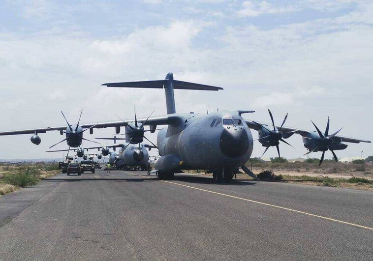 En imágenes, así ha sido el operativo del Ejército para evacuar a los españoles de Sudán