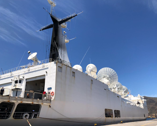 Atraque del 'Monge' en el puerto de Santa Cruz de Tenerife