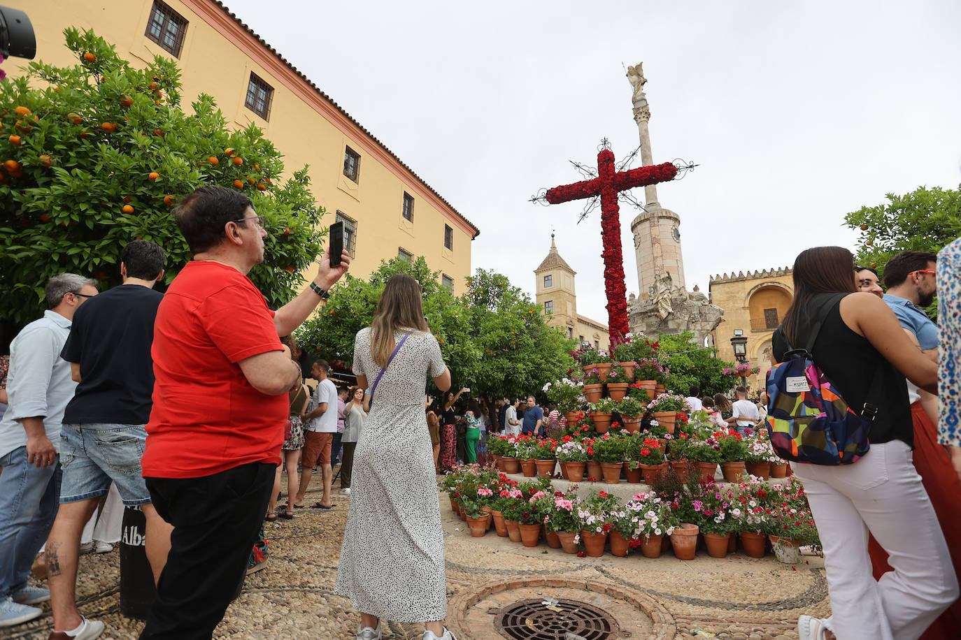 El impecable ambiente de las Cruces de Córdoba, en imágenes