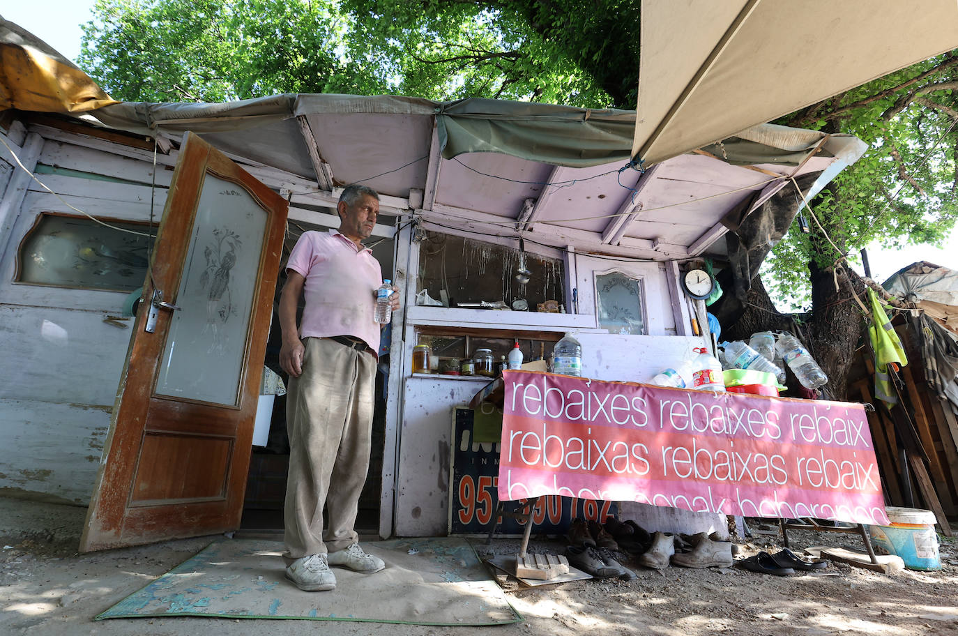 El poblado de chabolas del camino de Carbonell en Córdoba, en imágenes