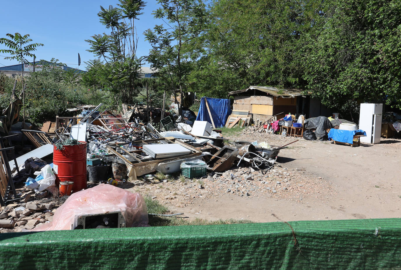 El poblado de chabolas del camino de Carbonell en Córdoba, en imágenes