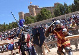 La Junta augura buenas cifras de turismo  desde el torneo mundial de combate medieval del castillo de Belmonte