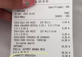 El insulto de un camarero a una clienta en el ticket de un restaurante de Valencia