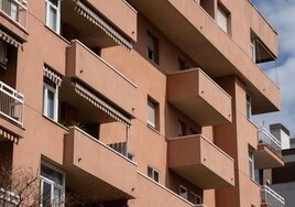 Compromís propone prohibir la venta de viviendas a extranjeros para frenar la especulación en España