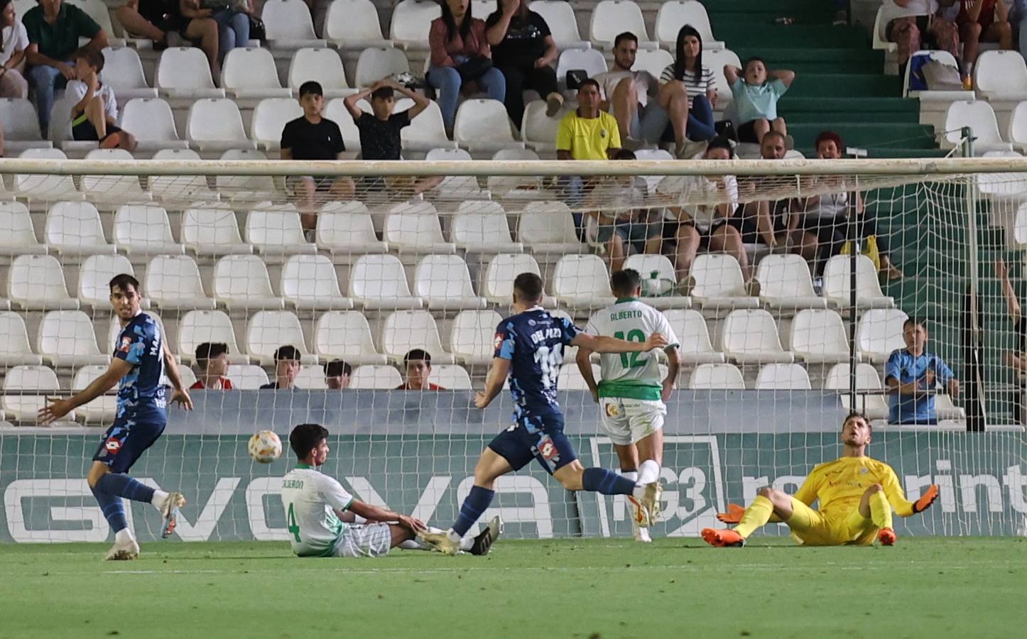El frustrante Córdoba CF-Racing de Ferrol, en imágenes