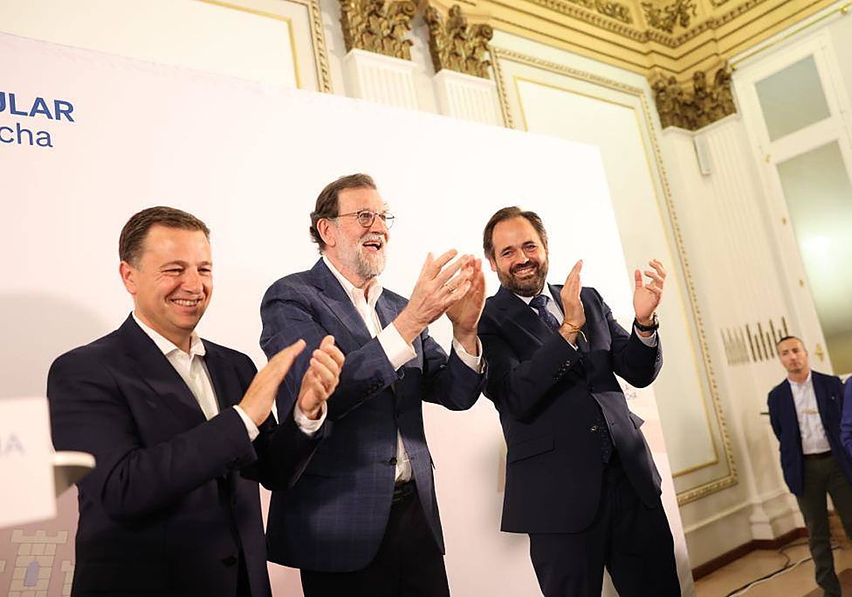 Mariano Rajoy, Paco Núñez y Manuel Serrano en Albacete