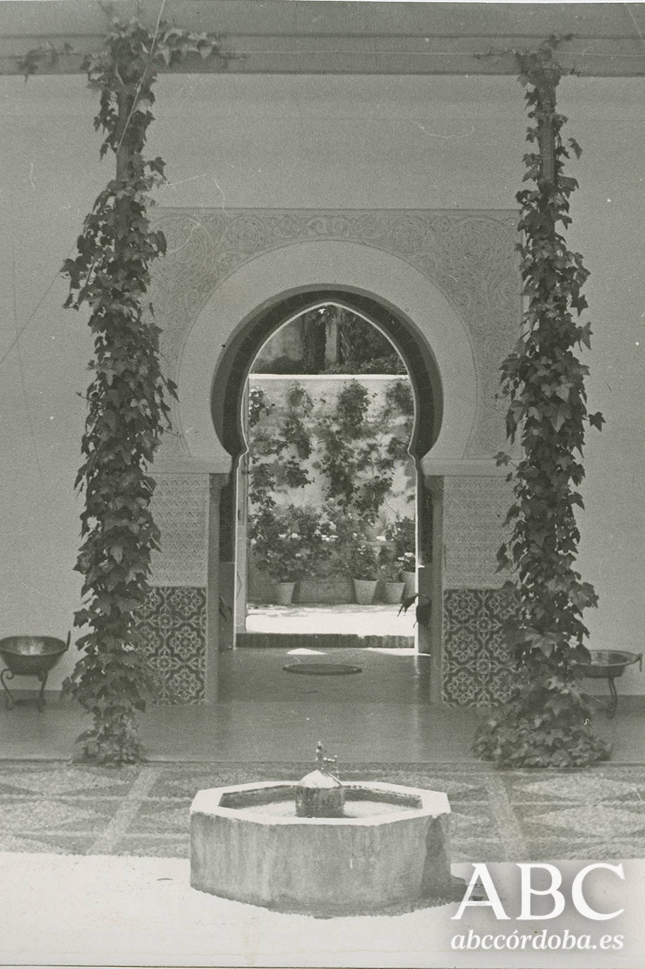 Así eran los Patios de Córdoba hace un siglo, en imágenes