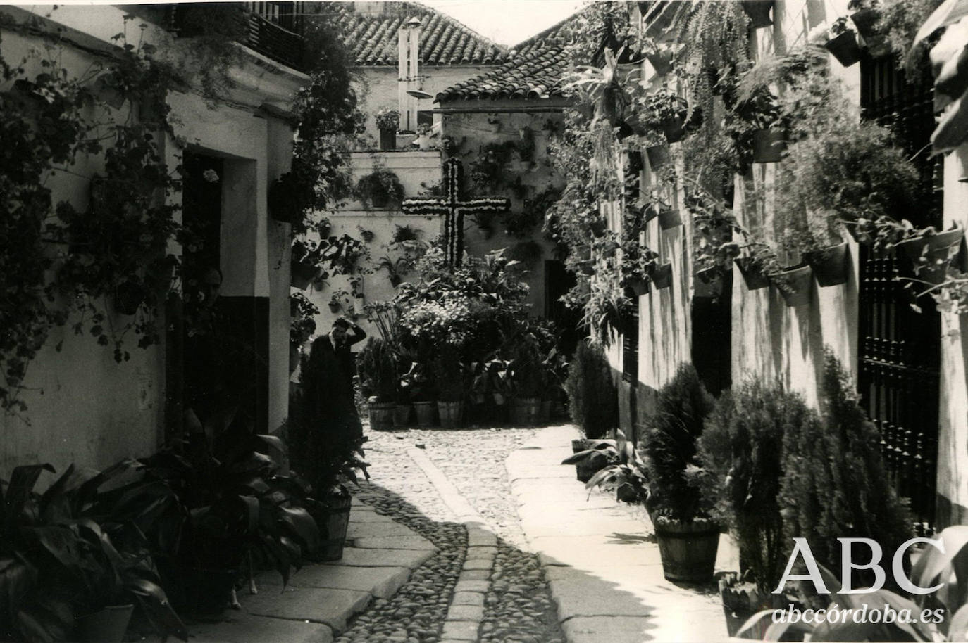 Así eran los Patios de Córdoba hace un siglo, en imágenes