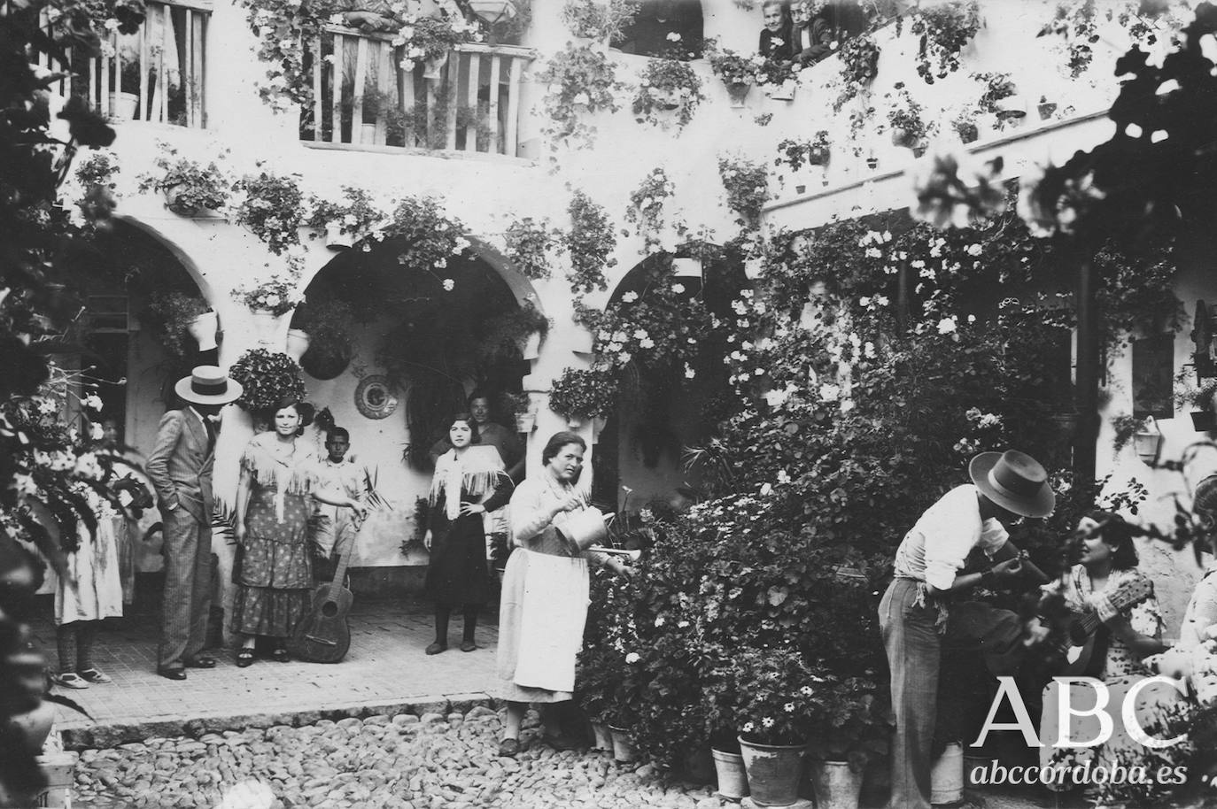 Así eran los Patios de Córdoba hace un siglo, en imágenes