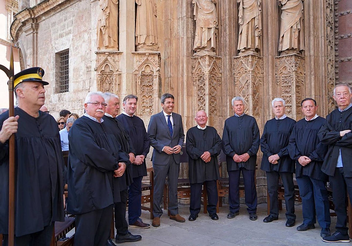 Imagen del presidente del PP de la Comunidad Valenciana, Carlos Mazón, en la reunión semanal del Tribunal de las Aguas