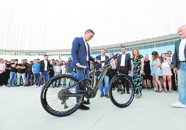 La sobrexposición de Sánchez convierte el 28M en el primer asalto que busca el PP