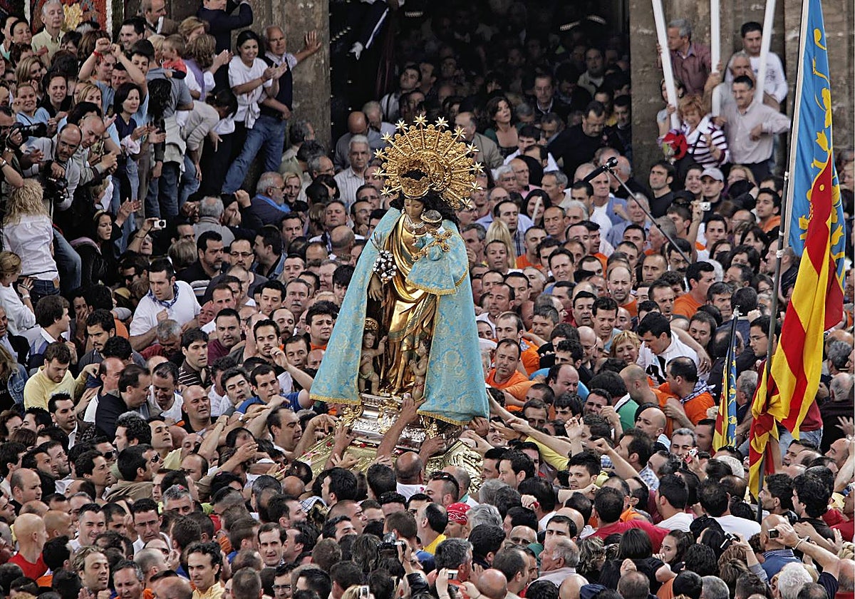 Imagen de archivo de la imagen de la Virgen de los Desamparados