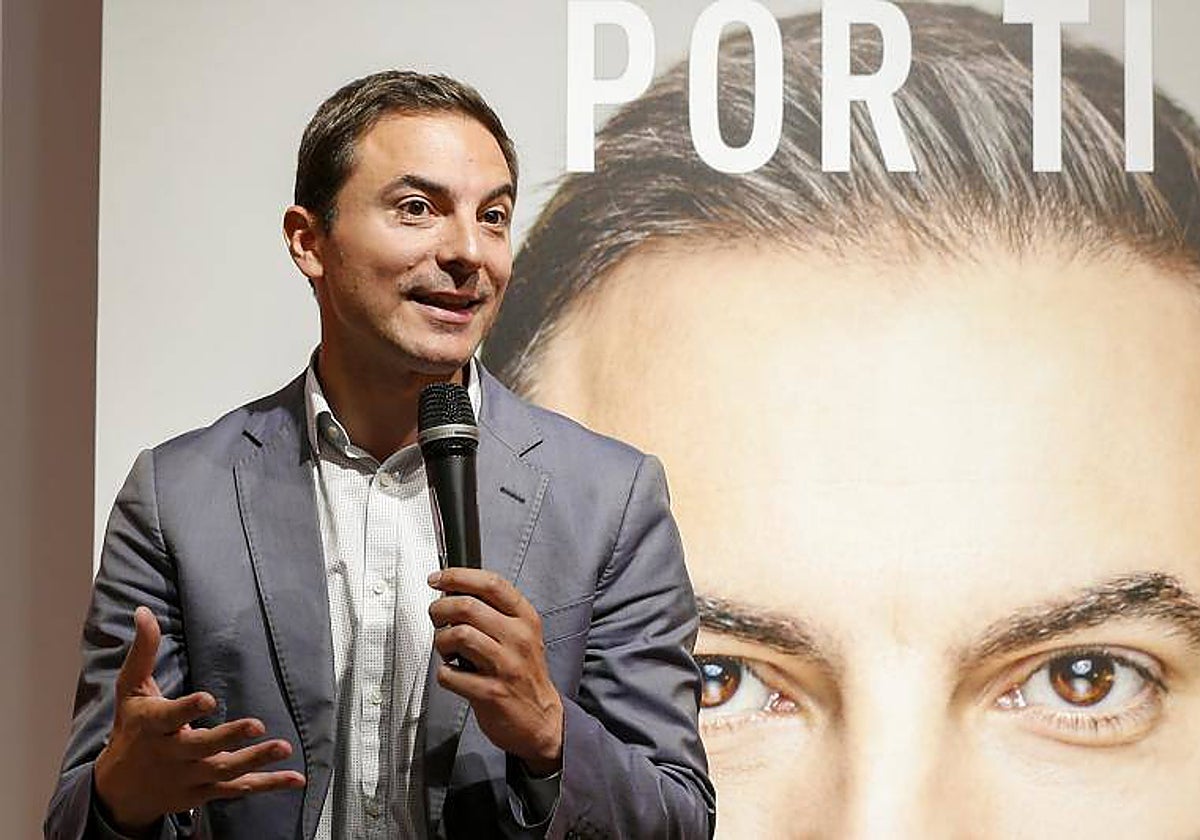 Juan Lobato, en un acto de precampaña