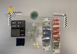 Un guardia civil en su día libre detiene 'in fraganti' a un presunto traficante de cocaína en Alicante