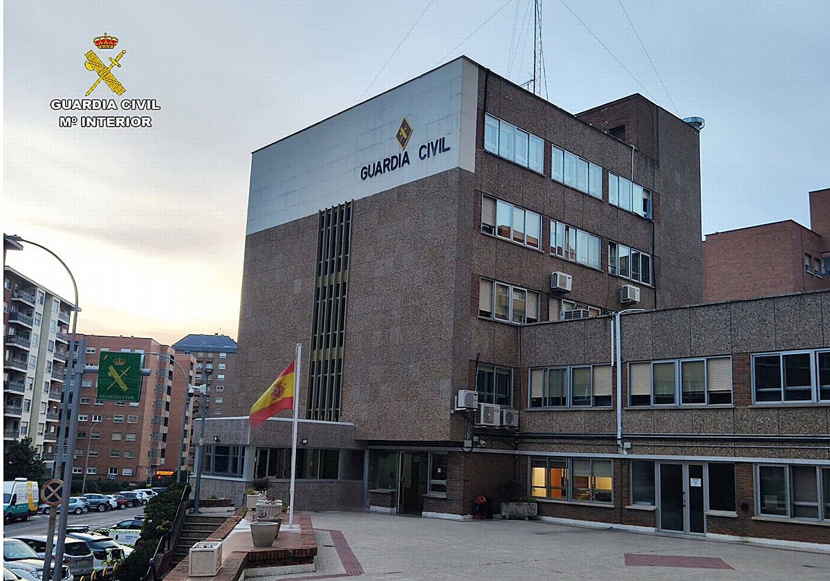 Edificio de la Guardia Civil en Guadalajara
