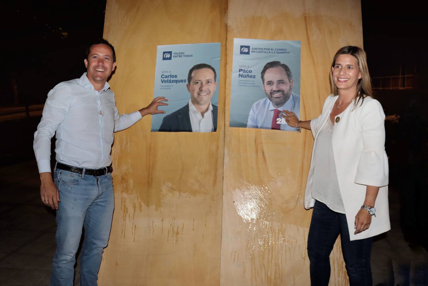 Carlos Velázquez (PP) con la secretaria general del partido, Carolina Agudo 