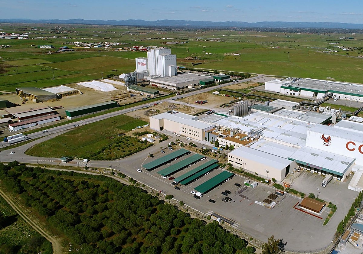 Panorámica de la planta de Covap en el término municipal de Pozoblanco